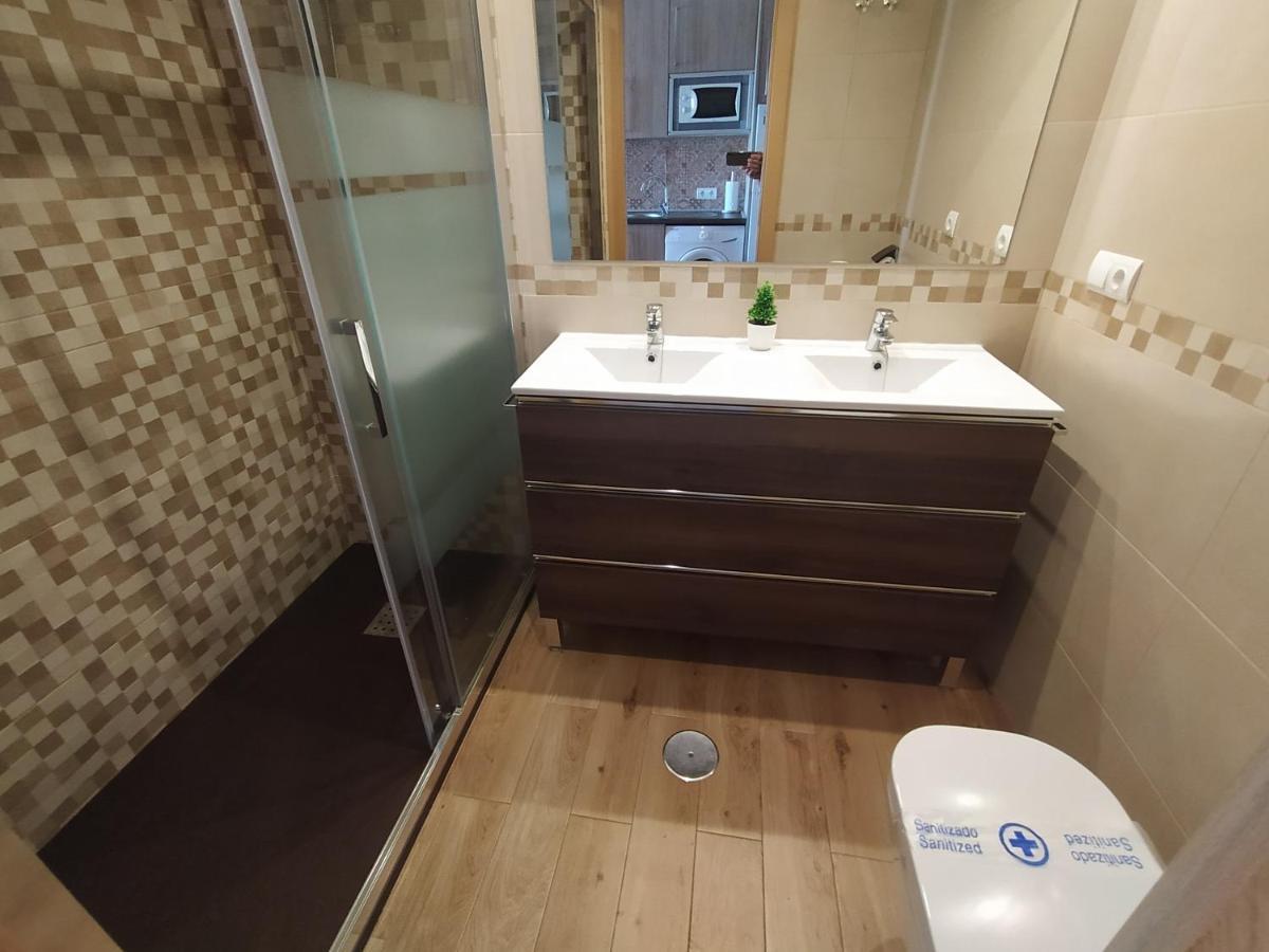 "Vive Benal Beach" Estudio 2501, Vistas Al Mar Y Parque Acuatico Benalmádena Eksteriør billede