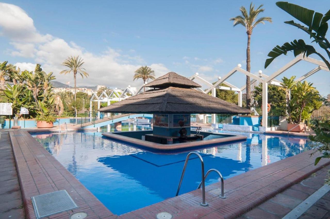 "Vive Benal Beach" Estudio 2501, Vistas Al Mar Y Parque Acuatico Benalmádena Eksteriør billede
