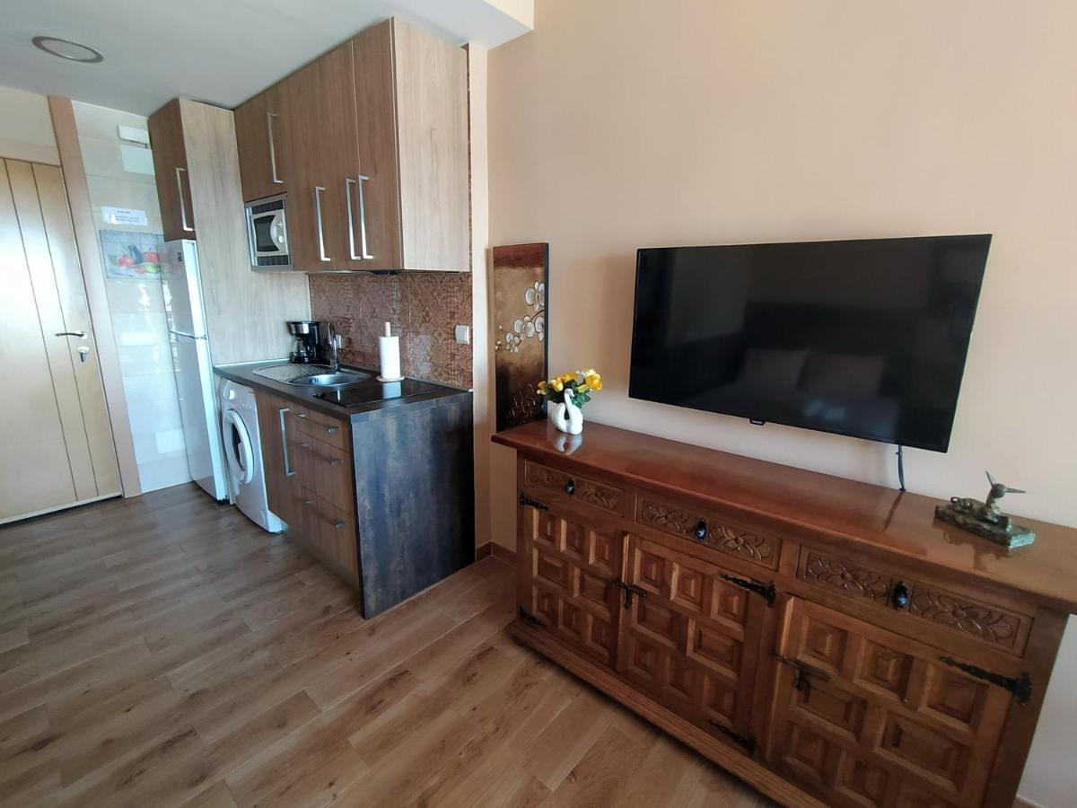 "Vive Benal Beach" Estudio 2501, Vistas Al Mar Y Parque Acuatico Benalmádena Eksteriør billede